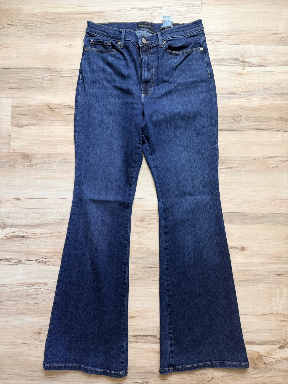 Banana Republic Dark Blue Flare Jeans high-Rise